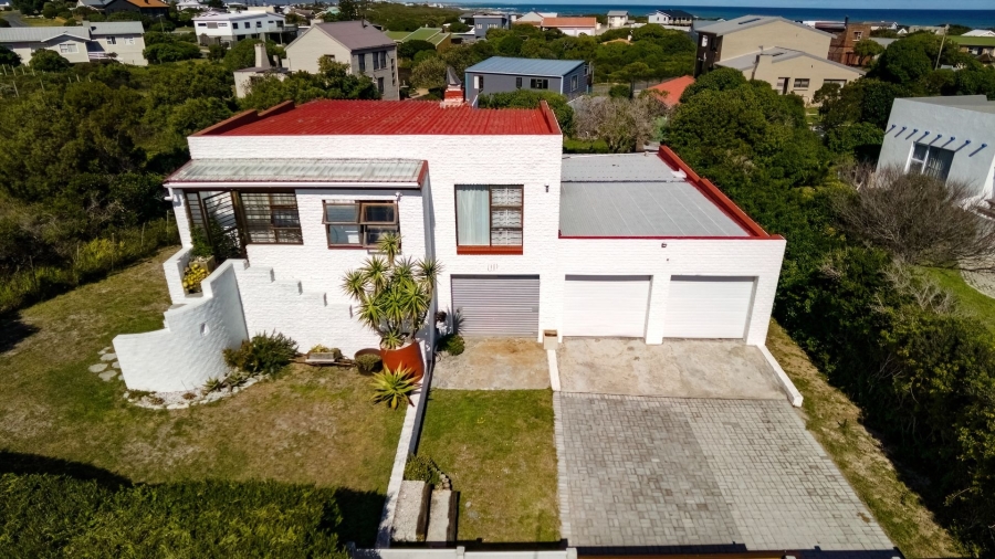 4 Bedroom Property for Sale in Pearly Beach Western Cape